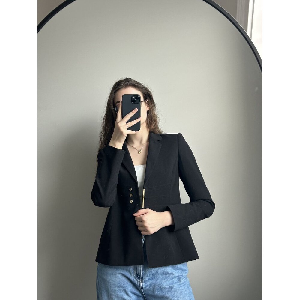 Black Sleek & Chic Blazer with Gold Detail Size 2 – Tailored Timeless Jacket Qui